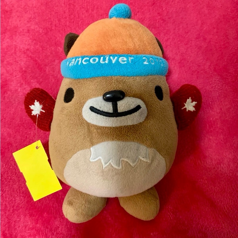 Vancouver Plush Toy - Brown and Blue